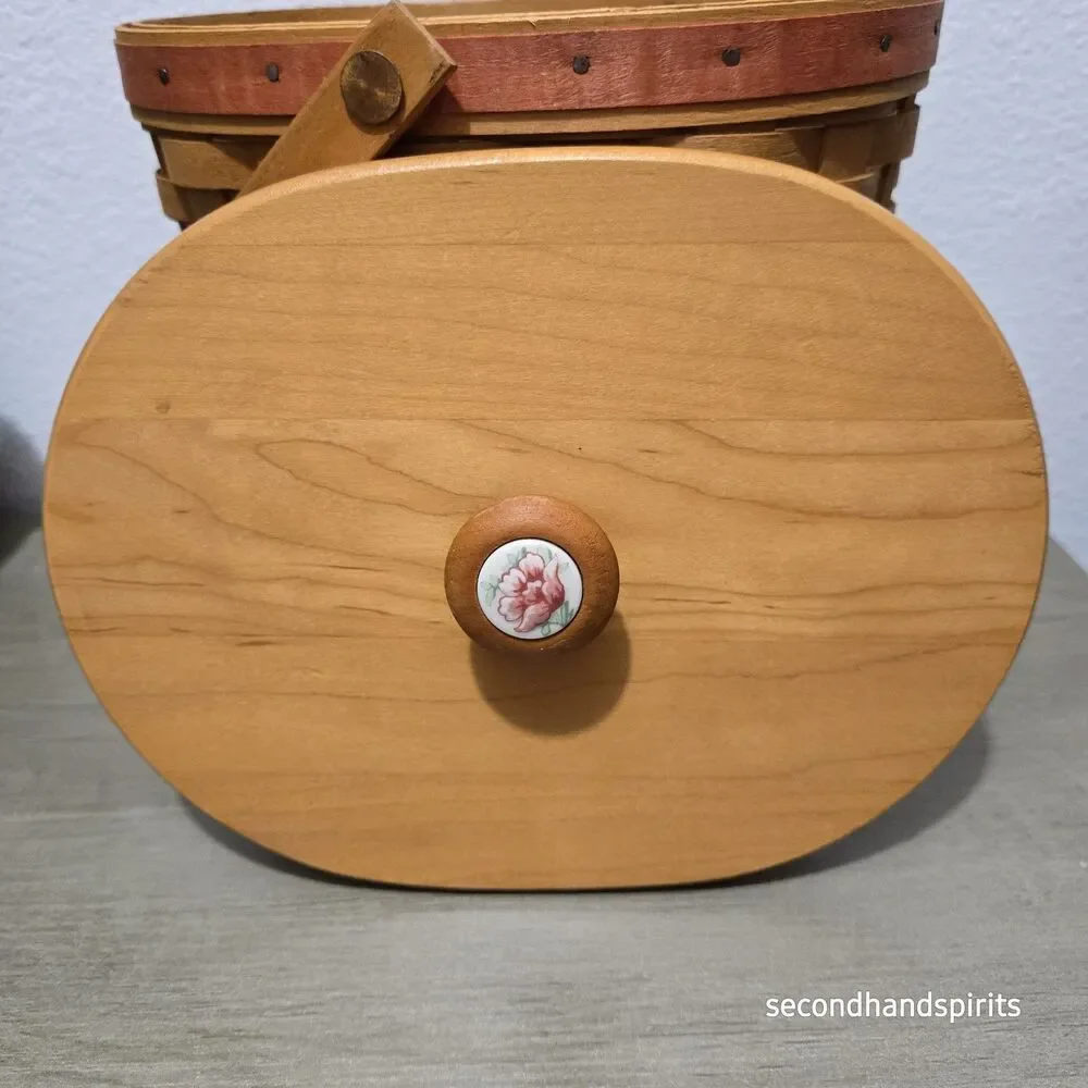 Longaberger Mother's Day Basket With Lid And Plastic Liner